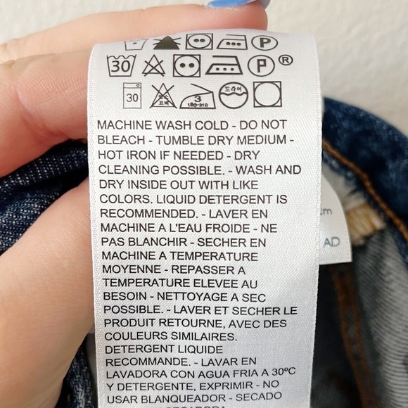 Levi’s Women’s 501 Skinny Sansome Winter Dark Wash Destruct Jeans Size 27 - Picture 14 of 16